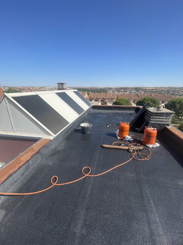 Empresa de instalación de tela asfáltica en Madrid